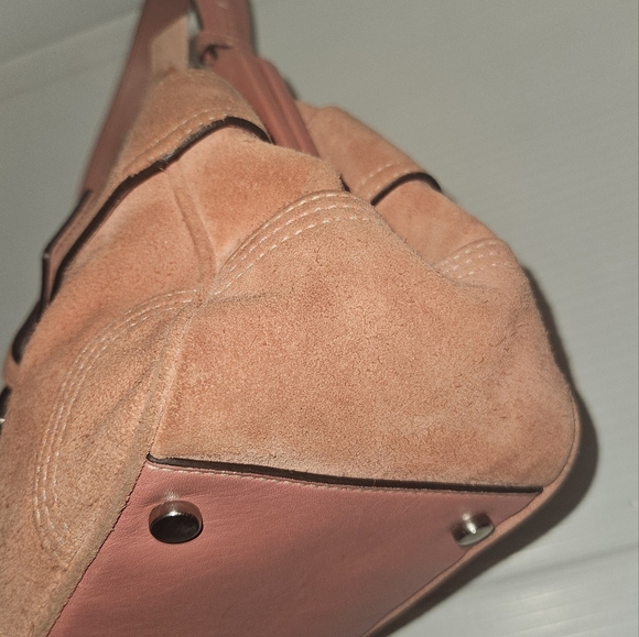 Rare Vintage Y2K COACH Pink Suede Kiss Lock Mini Crossbody Bag – Limited Edition - Picture 12 of 17